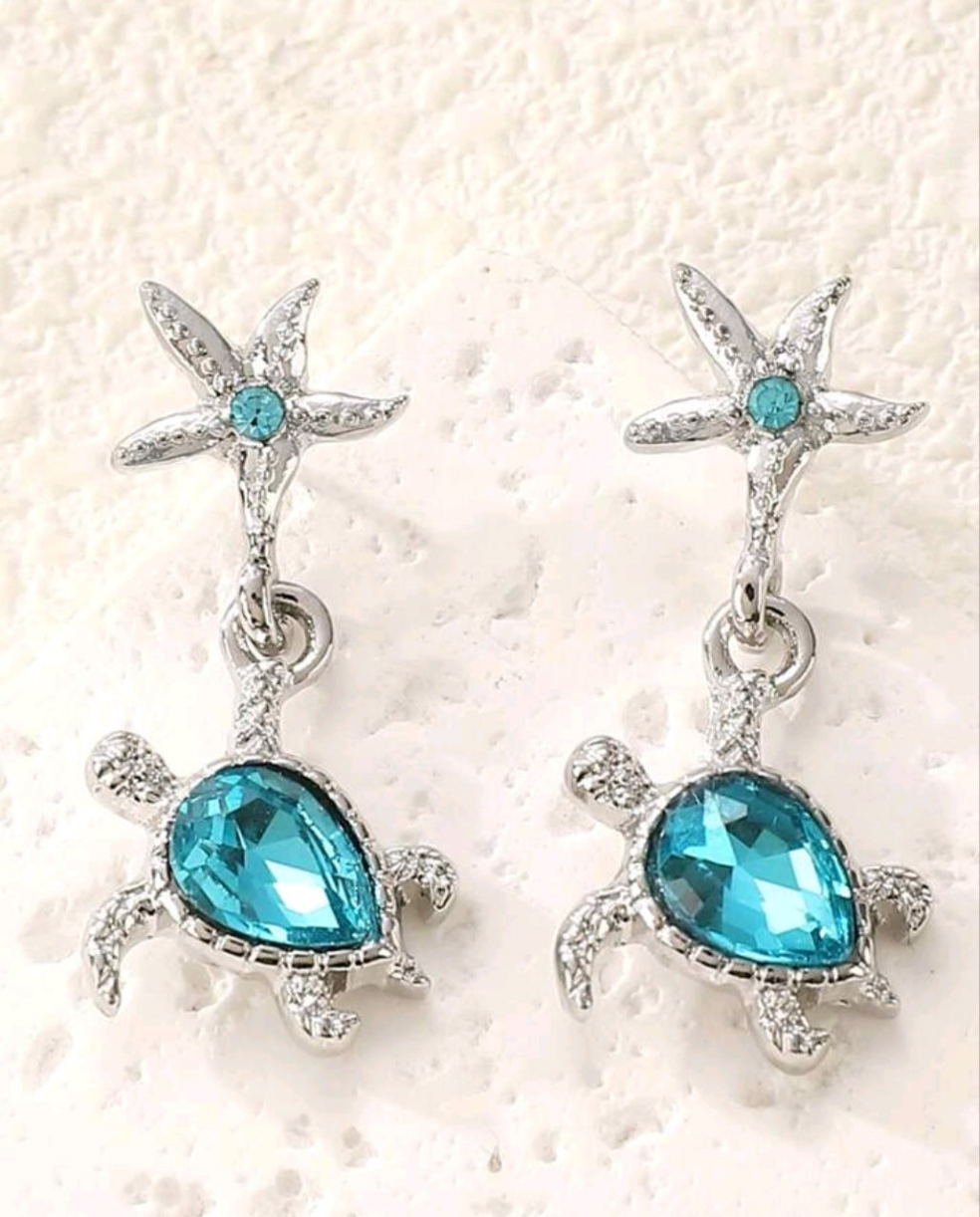 STARFISH AND BLUE TURTLE STUD EARRINGS