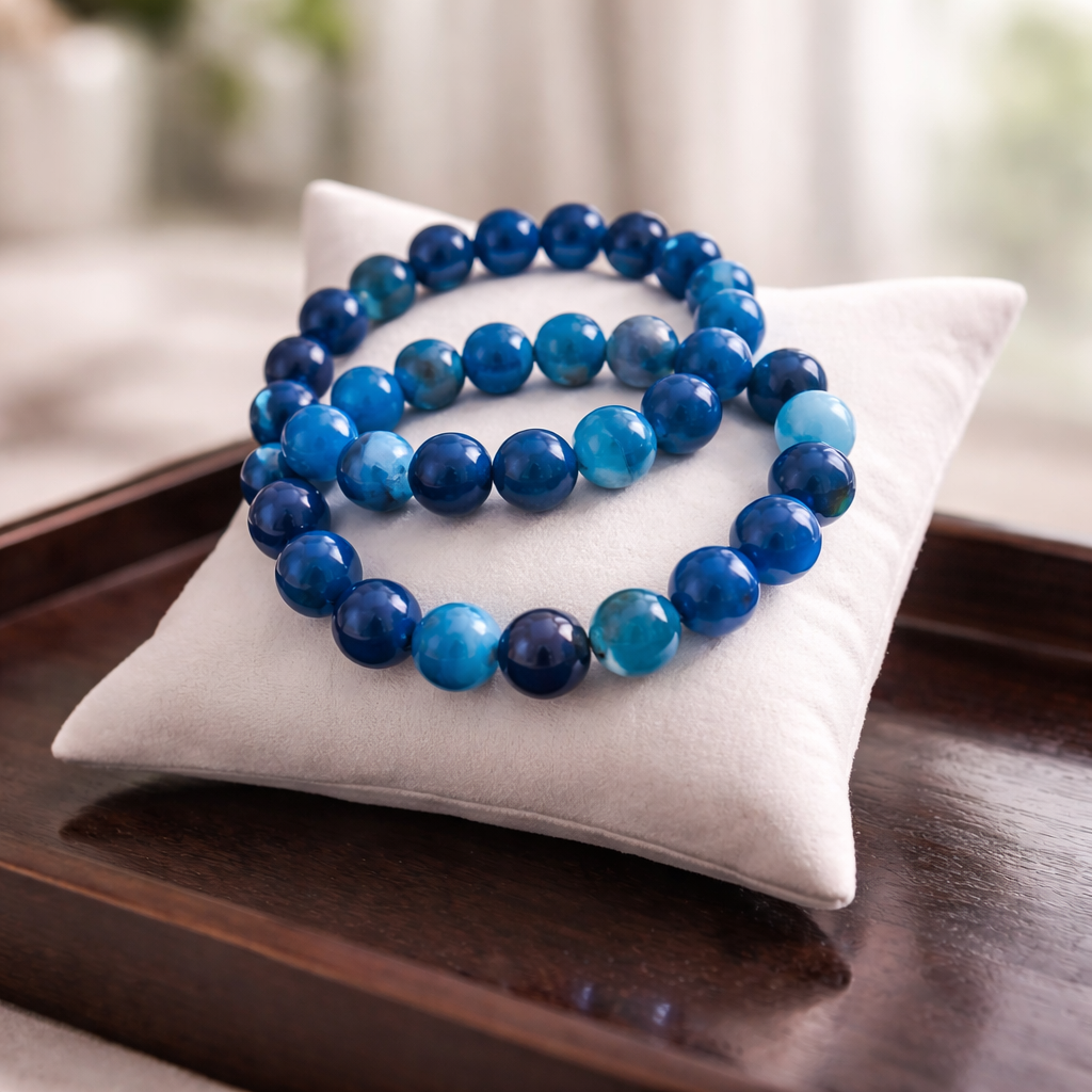BLUE STRIPED AGATE BRACELET