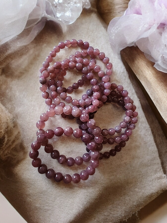 MADAGASCAR PURPLE ROSE QUARTZ BRACELET