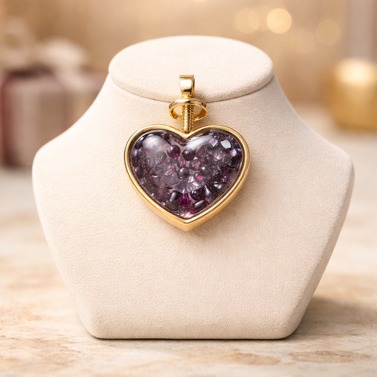 GARNET GOLD HEART CHIP PENDANT