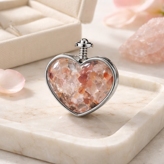 CARNELIAN SILVER HEART CHIP PENDANT